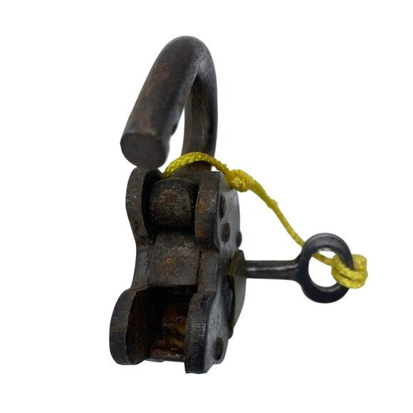 Vintage Rustic Steel Brass Padlock Heavy Duty Skeleton Key Lock Farmhouse - Picture 8 of 10